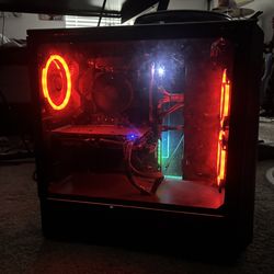 Gaming PC with 2 Moniters and Keyboard+Mouse