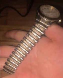 Seiko Solar analog dress watch