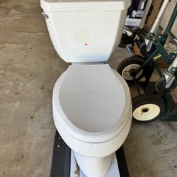 Good Shape Toilet 