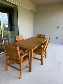 All weather Outdoor Patio Table