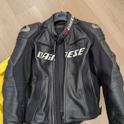 Dainese Mens Leguna Seca Leather Jacket Size 44