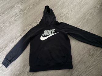 Size 6/7 kids hoodie
