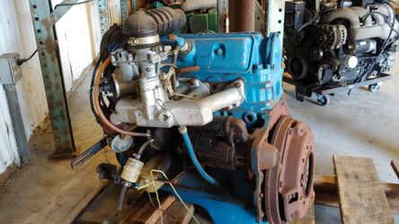Chevy motor 4 cylinder complete