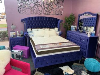 Queen bed