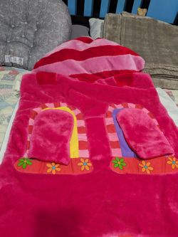 GIRL'S SPEEPING  BAG