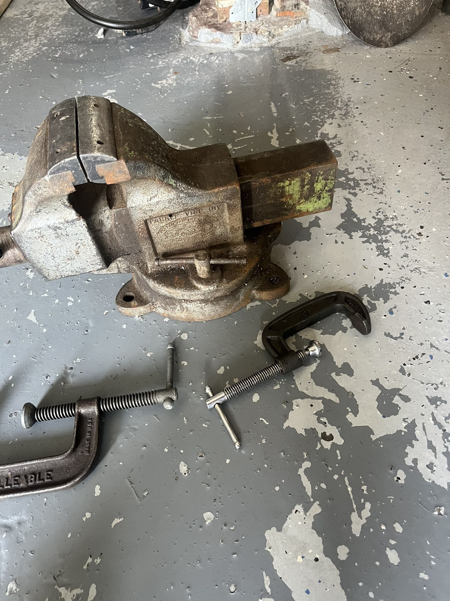 Vice & Two C Clamps