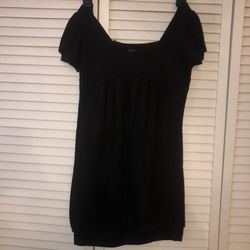 Cute black top