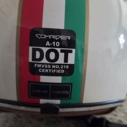 Retro helmet in great shape