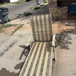Chaise Lounge Chair