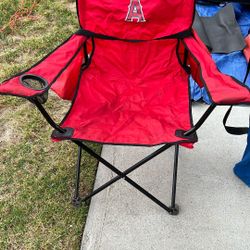 Team Folding Chairs 