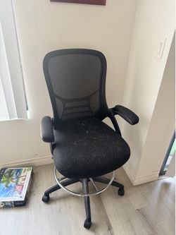 Desk chair