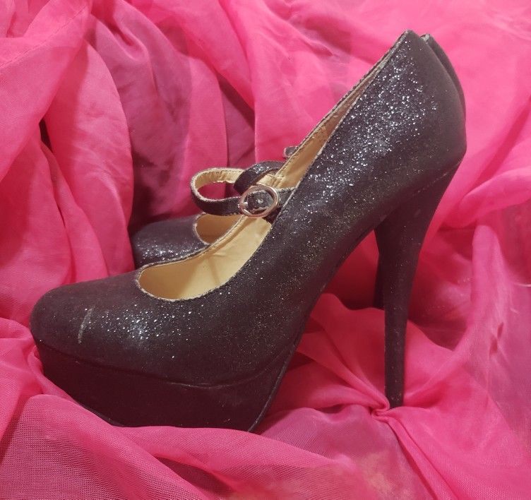 Charlotte Russe- Black- Sparkly