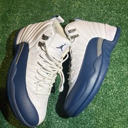 Jordan 12 French Blue Size 9.5 140$