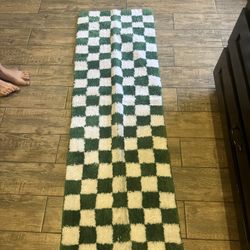 Uphome Bath Rug Runner, Green Checker Plaid Extra Long Bathroom Rug, Water Absorbent Machine Wash Bathroom Floor Mat, Non Slip Plush Microfiber Long B