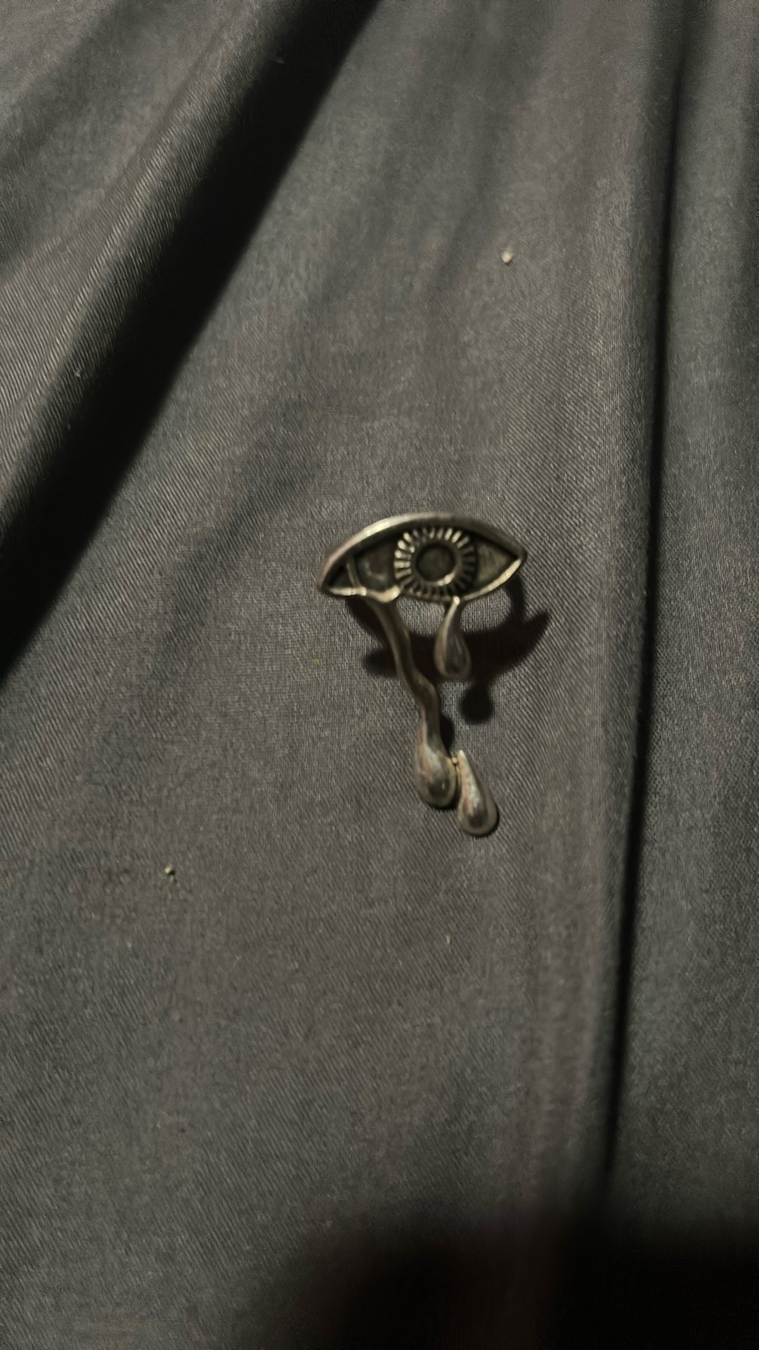 drip eye ring 