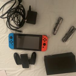 Nintendo Switch 