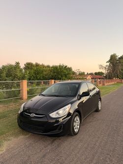 Hyundai accent SE 2016