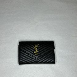 Black YSL Purse 👜 