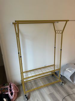 Clothing rack
