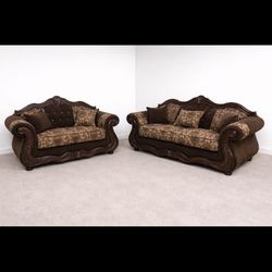 TRADITIONAL SOFA AND LOVE SEAT 