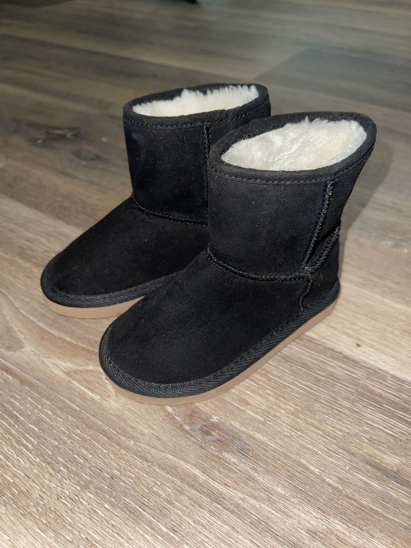 toddler boots