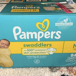 Pampers Swaddlers - Newborn