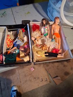Vintage barbies and trolls