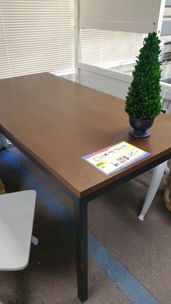 3x6ft dining table
