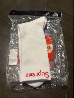 Supreme socks