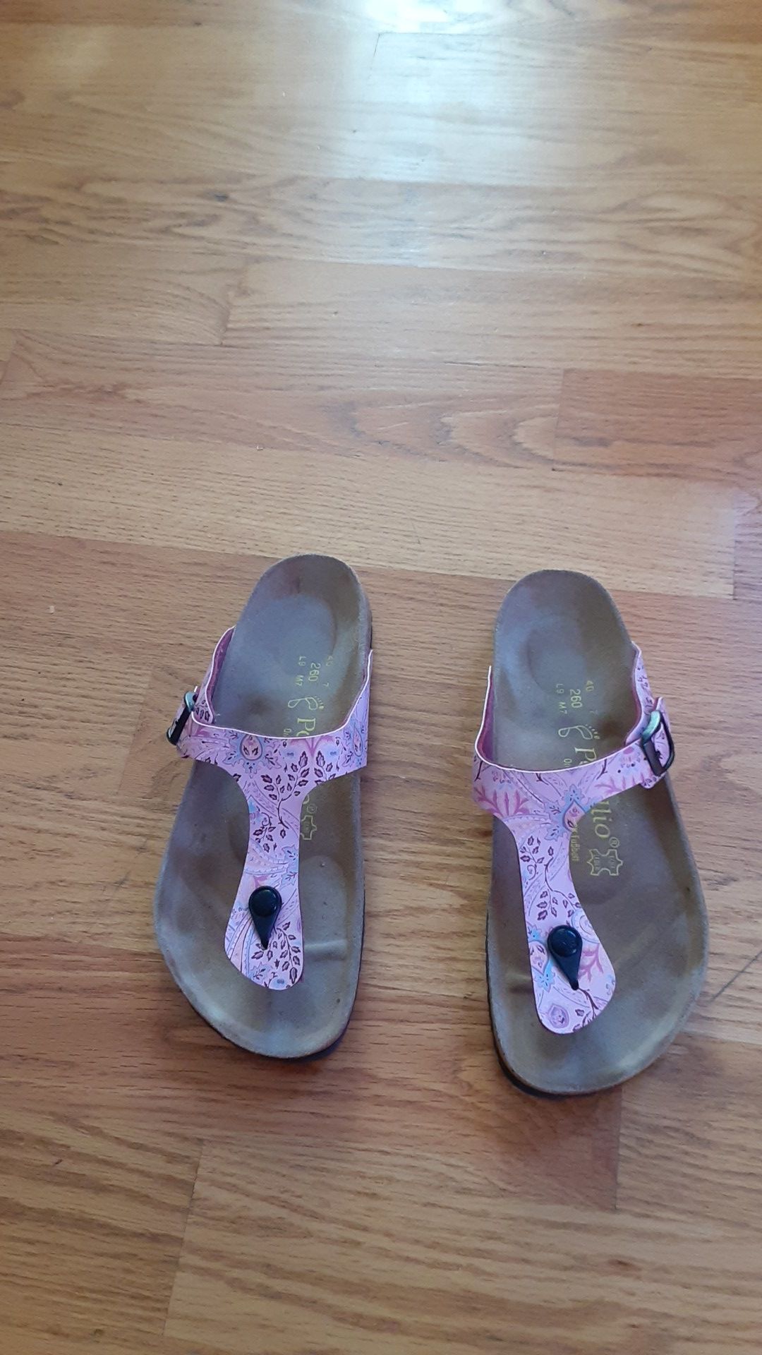 Birkenstock. size 9