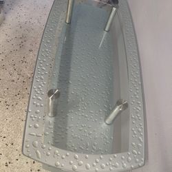 Hermosa Mesa Con Gotas