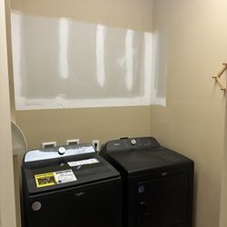 Whirlpool Washer And Dryer