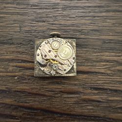 Vintage Swiss 17 Jewel Watch Movement – Grant Watch Co – Parts / Restoration