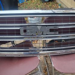 Gmc Yukon Grille Part
