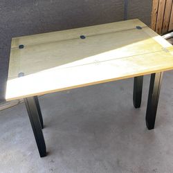 Expandable Table