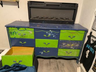 9 Drawer Dresser