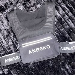 Unisex Workout Vest with Multiple Pockets for Phone, Money, Keys….