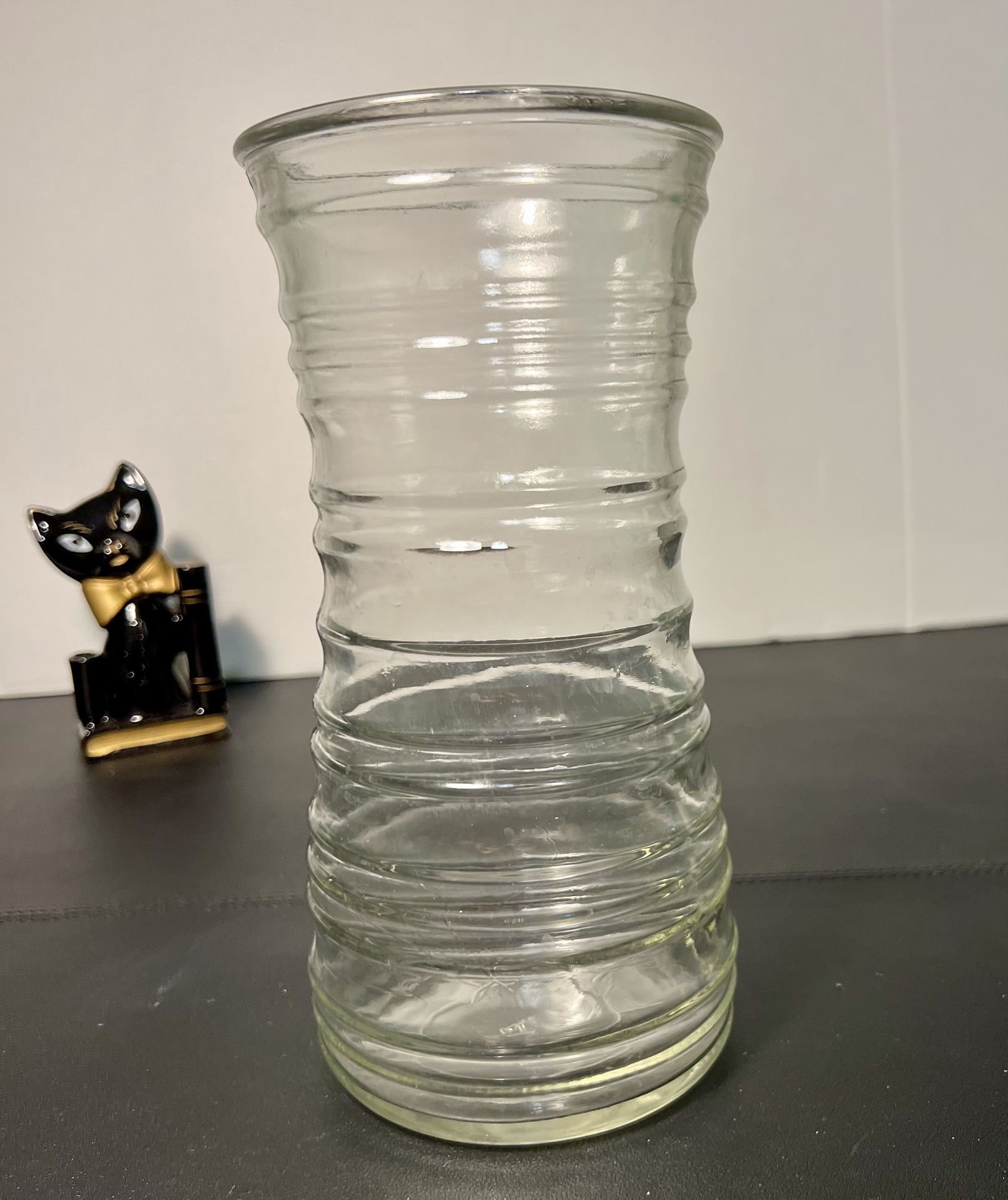 Vintage MCM Clear Ribbed Glass Heavy Molded Cylinder Vase 5x9.5”