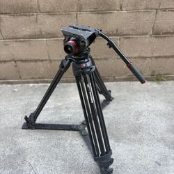 Manfrotto 546GB Video Tripod + 504HD Fluid Head Pro Kit