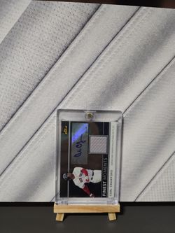 2011 topps baseball finest moments Carl Crawford auto relic.
