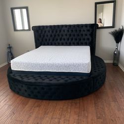 QUEEN BED FRAME WITY SIDE STORAGE 