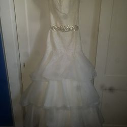 Wedding dress