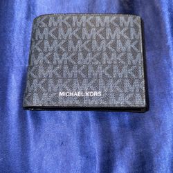 Micheal Kors Wallet 