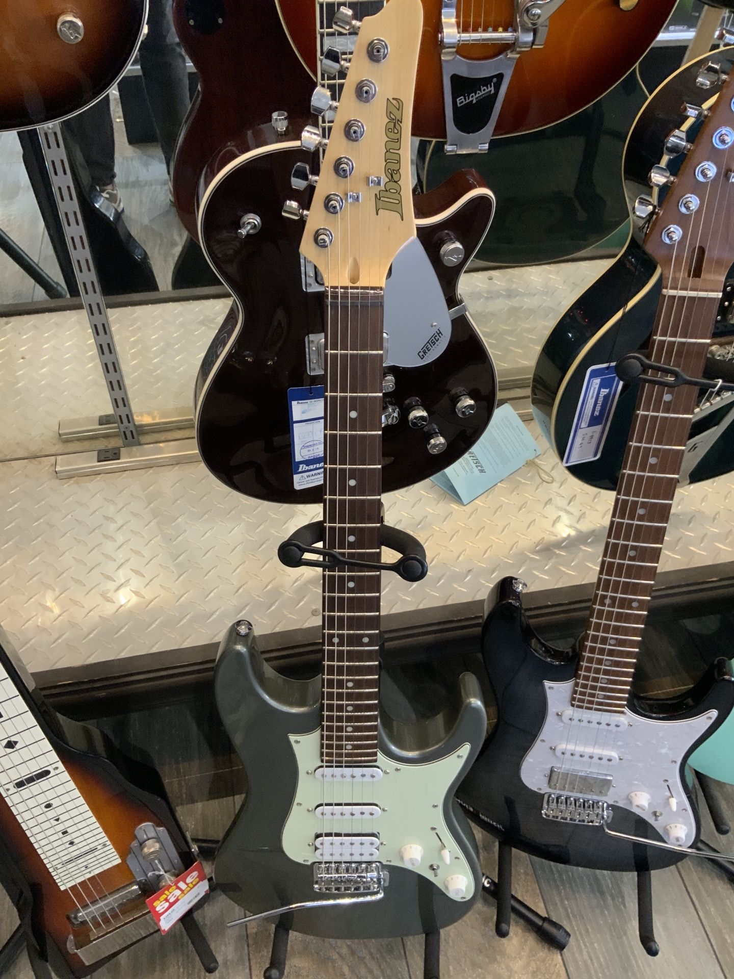 Ibanez AZES40TUN