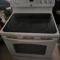 GE Electric Oven With Glass Stove Cooking Top & Warming