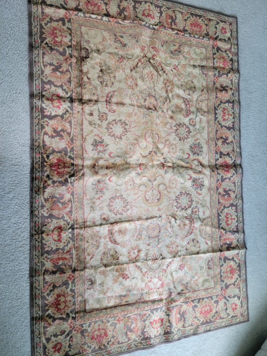 Area Rug 59" x 90"