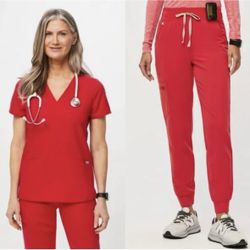 HTF Figs Pop Red Scrub Set Small Tall