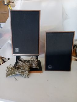 ADS L10 Stereo Speakers