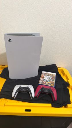 PS5 digital console + 2 DualSense controllers