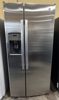 33” Side-By-Side Refrigerator